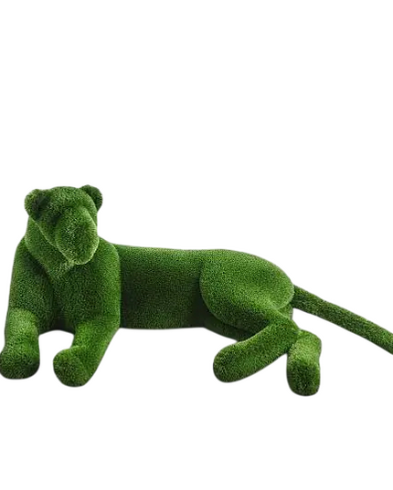 Luxury lioness topiary for garden decor
