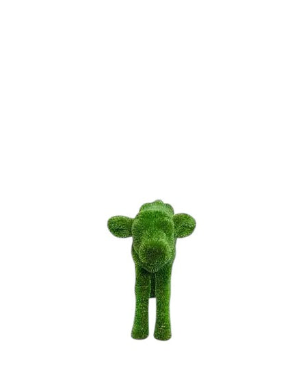 Luxury calf sculpture named Élanor, with a soft and elegant form designed for upscale garden and estate landscapes.