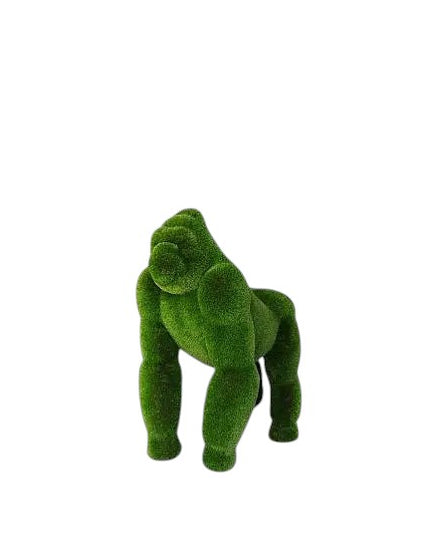 Makari – silverback gorilla animal topiary in botanical texture from the Guardians Collection, designed for powerful landscape installations.