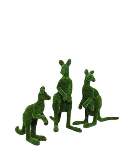 Kangaroo Trio – sculptural animal topiary family featuring male, female, and joey figures in botanical texture, designed for elegant landscape settings.