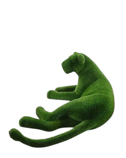 Luxury lioness topiary for garden decor
