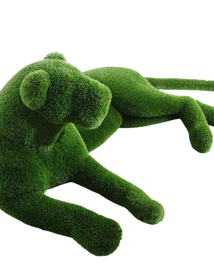 Luxury lioness animal topiary for outdoor garden decor