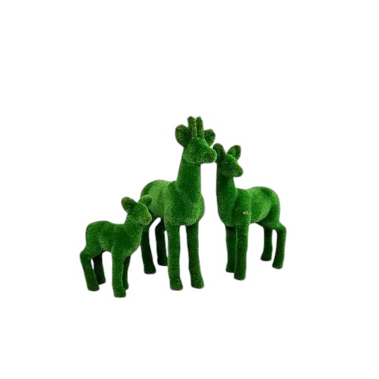 Roe Deer Trio – sculptural fawn, teenage, and adult animal topiary in botanical texture from the Grace Collection, designed for poetic landscape installations.
